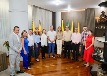 Trabajar en equipo por los proyectos de Pereira, Risaralda y la región, compromiso del bloque de congresistas risaraldenses